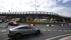 Obras en la rotonda elevada de acceso al pol�gono de Sab�n
