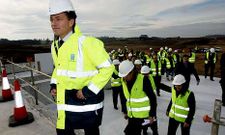 <span lang= es-es >Doscientas empresas y 8.000 empleos</span>. El conselleiro Agust�n Hern�ndez anunci� en una visita en febrero del 2011 (en la imagen) estas cifras. Ahora solo est� abierto un Mercadona.