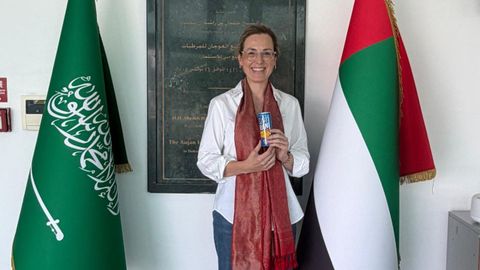 Marta Cristos, en la sede de la empresa Aujan en Dub�i