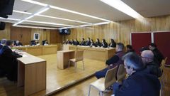 Seis de los acusados comparecieron personalmente y otros dos, por videollamada. El noveno est� ilocalizable, lo que oblig� a suspender el juicio