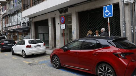 El local del Pequenocine, en la calle Doctor Fleming, se mantiene sin actividad