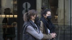 Poco ambiente en las calles de Carballo este s�bado