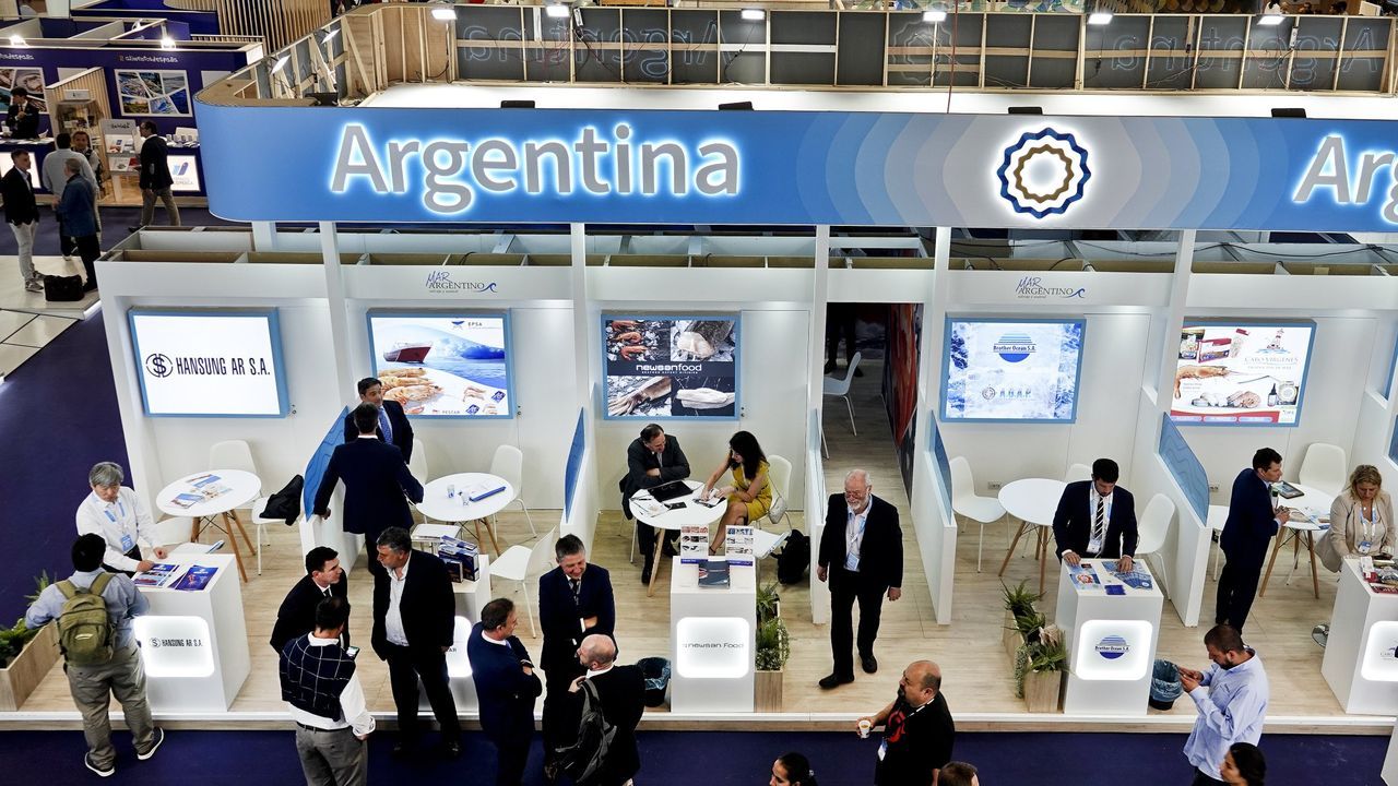 アルゼンチンの漁業会社、製品への輸出税撤廃を要求