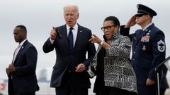 Biden, a su llegada al aeropuerto de Tulsa