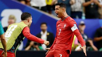 Cristiano Ronaldo celebra el primer gol ante los uzbekos.