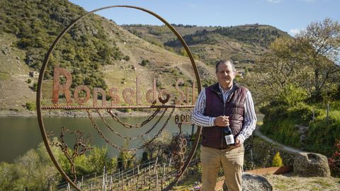Cada vez m�s gente quiere conocer la historia del territorio donde se produce vino. Bodegas como Ronsel do Sil, en Parada de Sil, llevan 16 a�os explicando su producci�n en la Ribeira Sacra