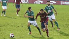 Imagen de archivo de un partido entre el Coruxo y el Pontevedra CF en Pasar�n