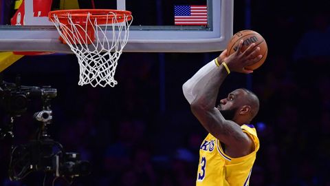LeBron James, en el partido de los Lakers contra los Timberwolves