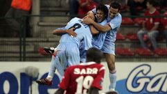 Jugadores c�lticos celebrando su gol en Lieja en el 2006
