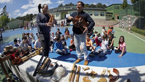 Romara das Letras no colexio de Escarabote
