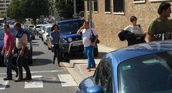 <span lang= es-es >Movilidad, asunto que compete al ciudadano</span>. En �mbitos pol�ticos y ciudadanos se ve con preocupaci�n el caos de tr�fico en �ngel L�pez P�rez, a la salida y entrada en el colegio Maristas. 