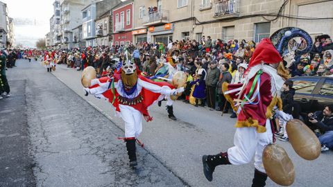 Gran desfile en Xinzo de Limia en el d�a grande del entroido