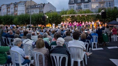<span lang= gl >Sons Celeiro, este vern no Festival de Habaneiras de Ortigueira</span>