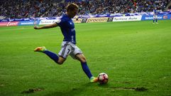 Susaeta se dispone a centrar un balón al área del Tenerife