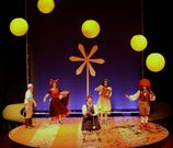 El CDG lleva m�s de dos meses de gira con �As laranxas�. 