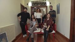 Parte del equipo de Tamboura Films, en su oficina de San Roque. La productora audiovisual fundada hace ya cinco a�os por dos hermanos, Lautaro y Gael (en la foto, los primeros por la izquierda), estrena hoy en los cines con �No somos nada�, que de aqu� al jueves se proyectar� en m�s de 70 salas de toda Espa�a (incluida la Numax). �Es muy emocionante y estresante a la vez�, reconocen.
