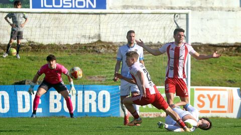 Partido de Tercera Federaci�n entre el Boiro y el Alondras