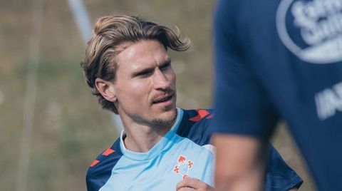 El jugador del Celta Carl Starfelt, en un entrenamiento esta semana.