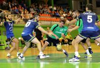 La defensa del Cangas se mostr� infranqueable en buena parte de la eliminatoria. 