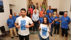 Iv�n Tub�o y Esther Calvi�o, de 23 y 25 a�os respectivamente, dieron el preg�n en una jornada inaugural pasada por agua