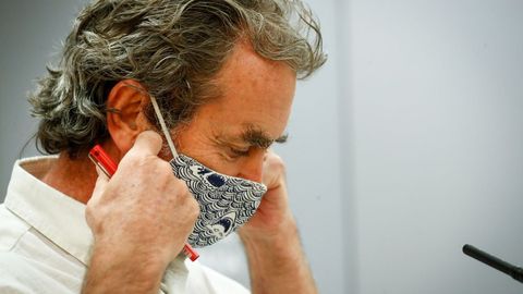 El director del Centro de Coordinaci�n de Alertas y Emergencias Sanitarias (CCAES), Fernando Sim�n