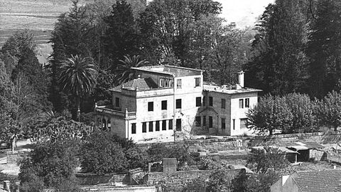 Pazo de O Castrio, propiedad de Luis Falcn en 1999.