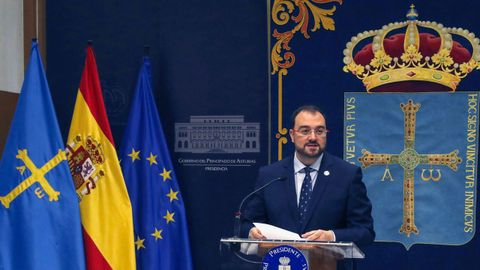 El presidente del Principado, Adri�n Barb�n