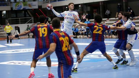 Balonmano Cisne vs Bar�a
