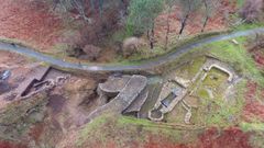 La forja, en la parte izquierda de la imagen a�rea del yacimiento de O Sarridal