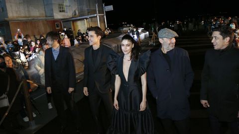 presentacion serie Operación marea negra, con fotocol, estará conselleiro de cultura e actores, entre eles, álex gonzález, PREESTRENO SERIE DE AMAZOM PRIME