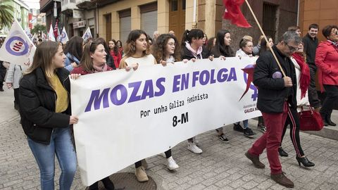 Concentraci�n en Cee de la plataforma �8M Costa da Morte�