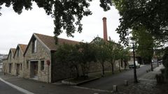 La revisi�n de los montacargas de A F�brica est�n incluidos en el contrato