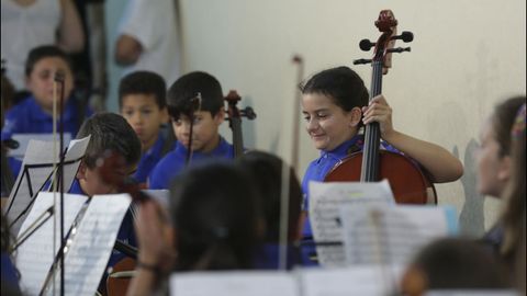 GUSTAVO DUDAMEL CON LA ORQUESTA RESUENA DE ABANCA
