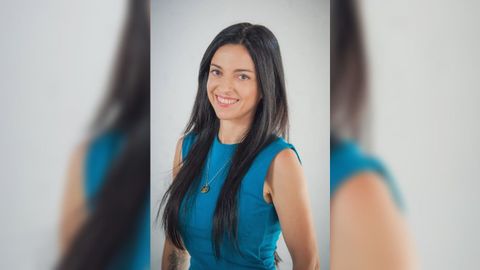 Elena Yage (@alimentacion_elena_yague en redes) ayuda a profesionales del mbito educativo y sanitario y a familias que necesitan apoyo para afrontar casos de selectividad alimentaria, aversin sensorial y neofobia.