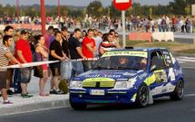 Los pilotos disfrutaron del espect�culo tanto como los aficionados agolpados en las cunetas.