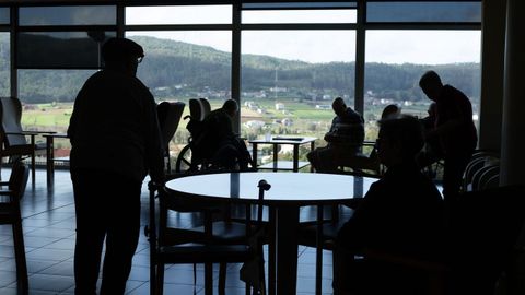 La mayor parte de las tareas en el &aacute;mbito de los cuidados sociales son realizadas por mujeres. 