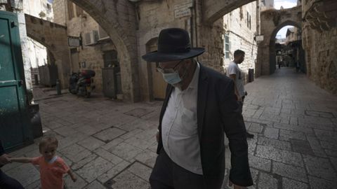 Un jud�o ultraortodoxo en Jerusal�n
