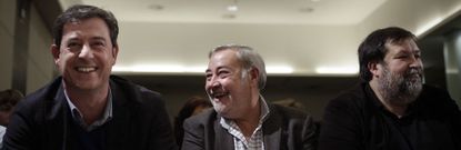 Besteiro, Sacrist�n y Caama�o, durante el congreso extraordinario del PSOE. 