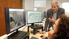 Jos� Antonio G�mez, en su estudio 90 Grados Arquitectos de A Pobra, donde desarrollan varios proyectos de conversi�n de bajos y entreplantas en viviendas