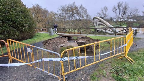 Otro aspecto del desplome registrado en el paseo fluvial chantadino