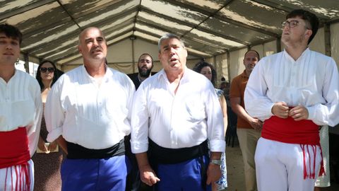 INAUGURACION FESTA DA XOUBA CON LA ACTUACION MUSICAL DE FOGO FATUO