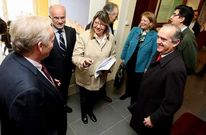 La conselleira se reuni� ayer con los cinco presidentes de las autoridades portuarias y el de Portos.