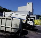 Los municipios arousanos transfieren sus residuos a Sogama desde la planta de Ribadumia.