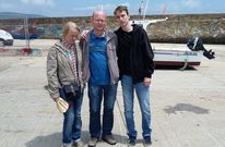 Los padres y el hermano de Max Hilbert estuvieron en Fisterra y en Corcubi�n esta semana.