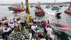 Procesi�n mar�tima en honor de la Virgen del Carmen en O Cabo da Cruz