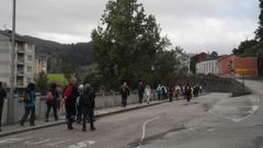 Los socialistas de Nar�n realizaron la ruta del ferrocarril, entre A Pontenova y San Tirso de Abres.