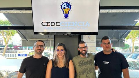 Los organizadores, cuatro jóvenes formados en diferentes disciplinas