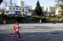La concesionaria de la cafeter�a tendr� que pagar un canon al Concello por cada uso de la pista.