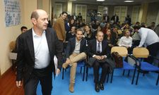 El presidente del PP de Pontevedra, Rafael Louz�n, en una reuni�n de la junta provincial. 