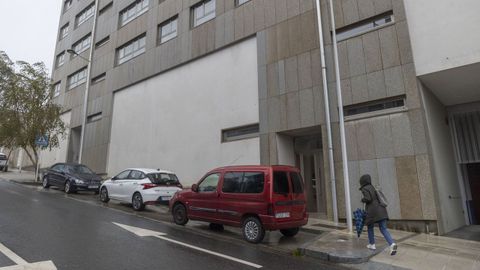 Los portales 5 y 7 de la calle Pamplona, en el edificio que el polic�a investigado por mordidas dijo que estaba terminado en junio del 2015 cuando ni se hab�an iniciado las obras